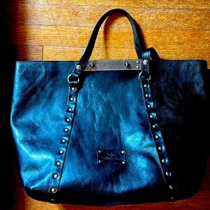 Patricia Nash black leather handbag